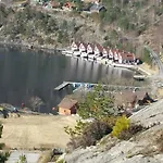 Lysefjord's Pearl - The Boathouse By The Preikestolen Holiday home *