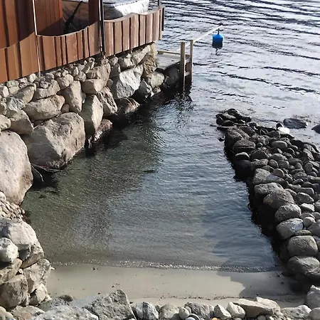 Casa vacanze Lysefjord's Pearl - The Boathouse By The Preikestolen *