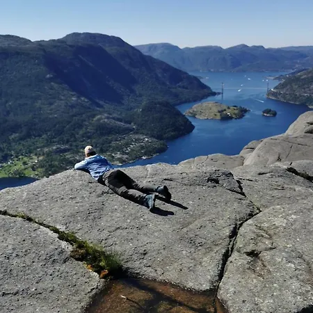 Hébergement de vacances Lysefjord's Pearl - The Boathouse By The Preikestolen