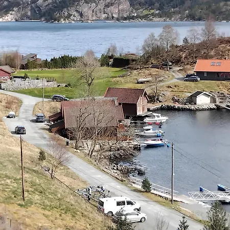 Lysefjord's Pearl - The Boathouse By The Preikestolen Holiday home