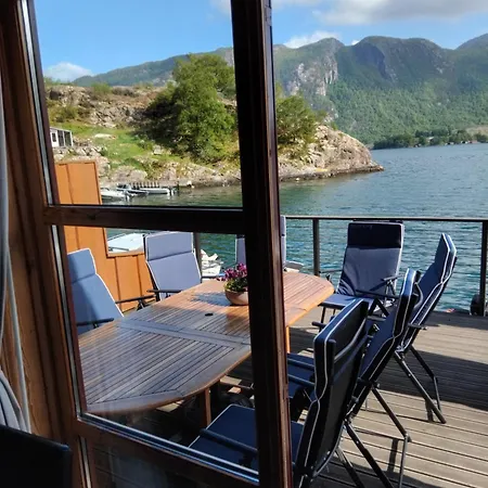 Holiday home Lysefjord's Pearl - The Boathouse By The Preikestolen