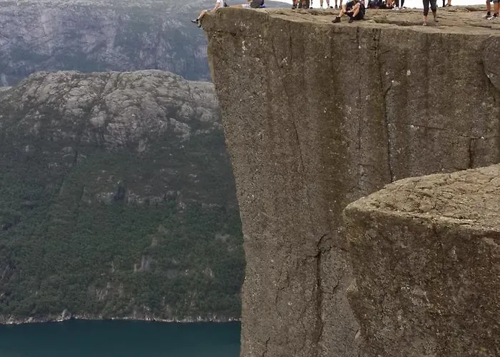 Lysefjord's Pearl - The Boathouse By The Preikestolen * Jørpeland