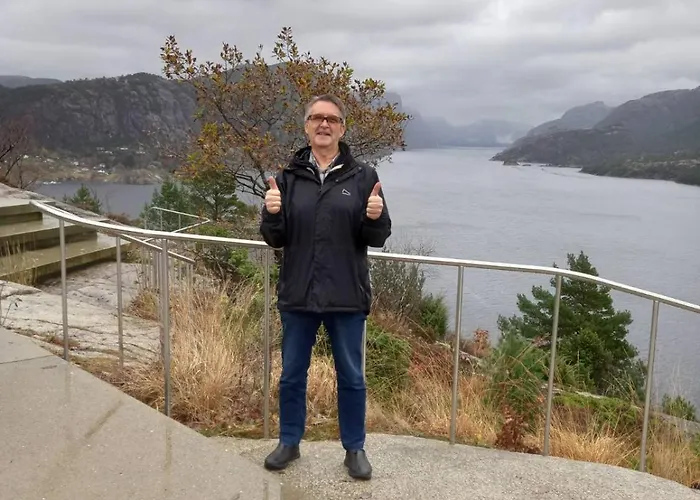 Lysefjord's Pearl - The Boathouse By The Preikestolen Jørpeland