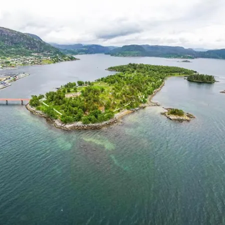 Lysefjord's Pearl - The Boathouse By The Preikestolen Jorpeland
