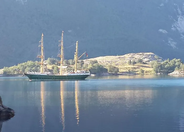 펜션 Lysefjord's Pearl - The Boathouse By The Preikestolen 요플란드